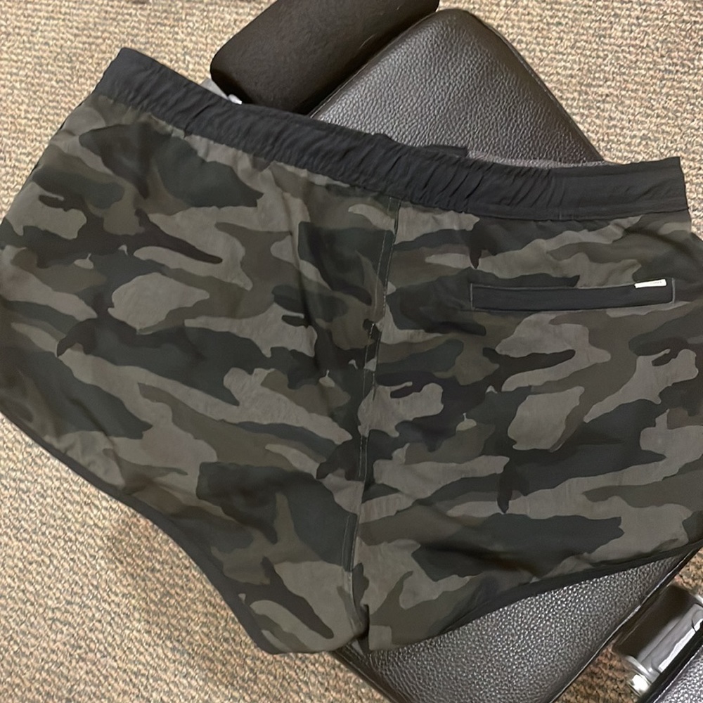 Vuori Women's Camo Athletic Shorts in Black and Green - Picture 2 of 5